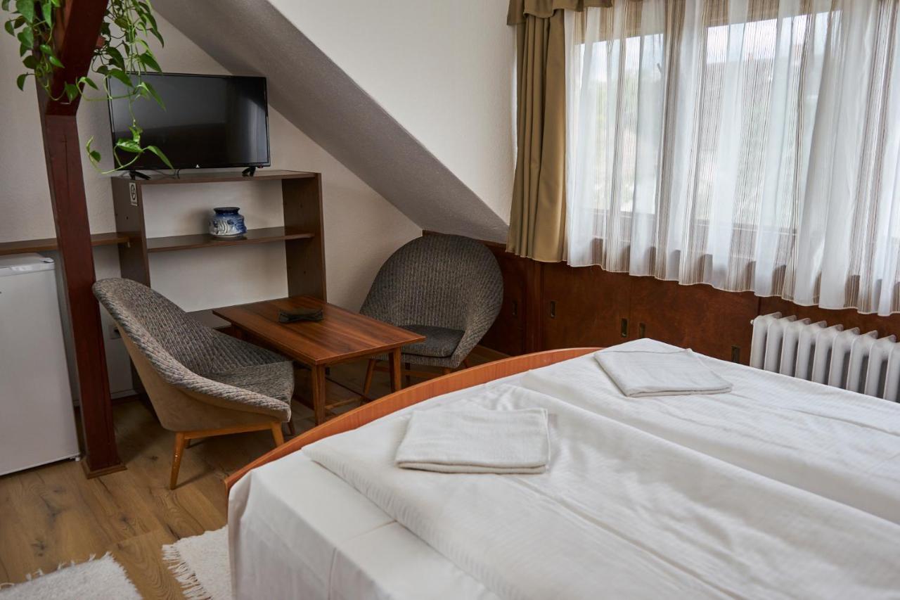 Erika Vendeghaz Hotel Szentendre Bagian luar foto